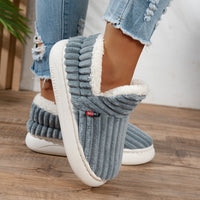 Zapatillas de casa de peluche CozyStep