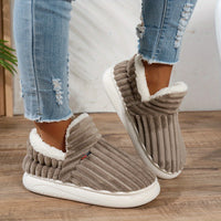 Zapatillas de casa de peluche CozyStep