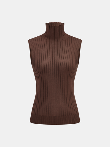 Conjunto de tres piezas con jersey de cuello alto de punto, cárdigan y pantalón