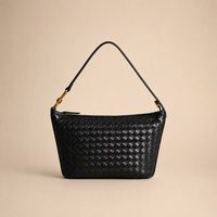 Isa | Borgoña Chic