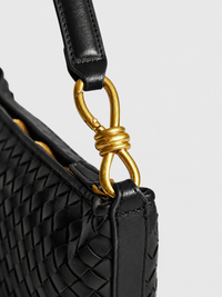 Isa | Borgoña Chic