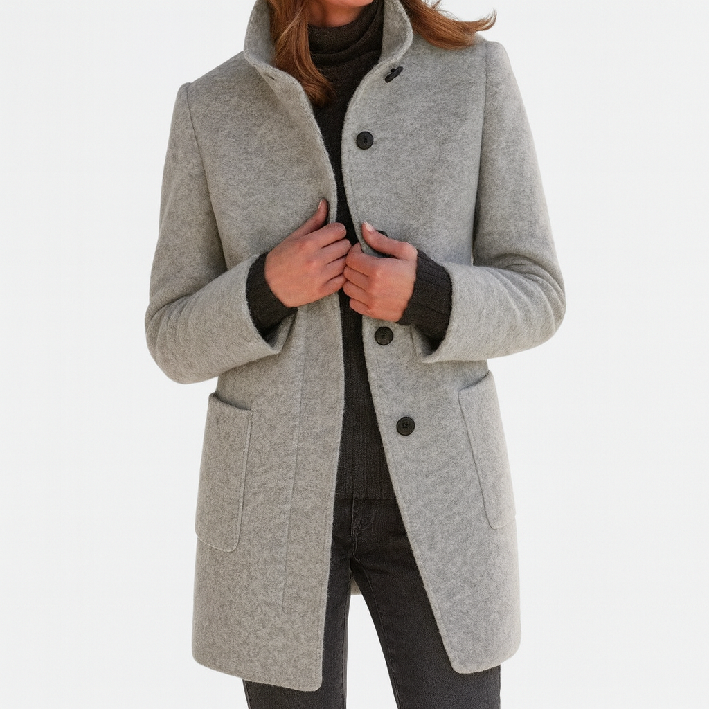 Lidia | Chaqueta de lana con cuello alto