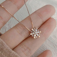 Cora - Collar de cristal con copo de nieve
