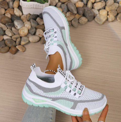 Nerina |Zapatillas ligeras y cómodas