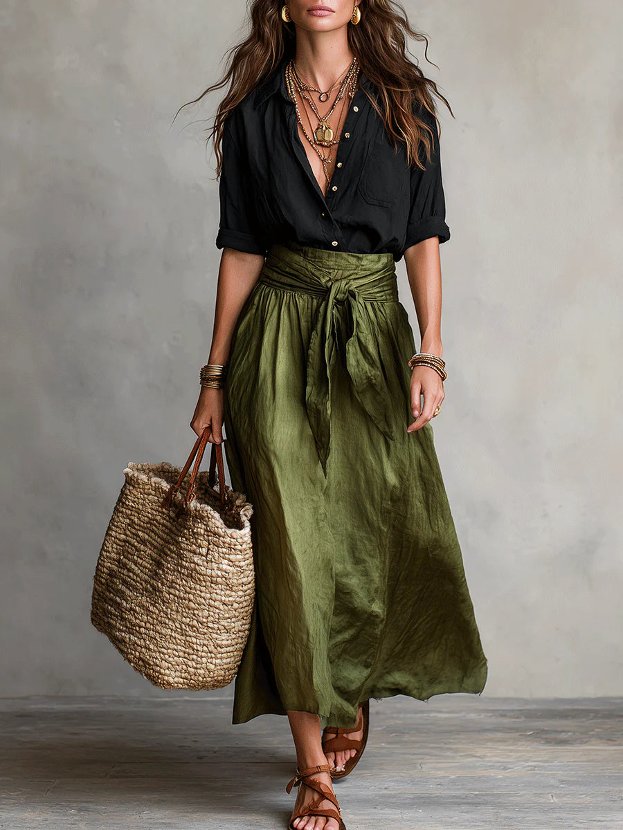 Verónia | Conjunto camiseta negra y falda midi verde oliva