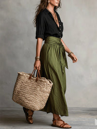 Verónia | Conjunto camiseta negra y falda midi verde oliva