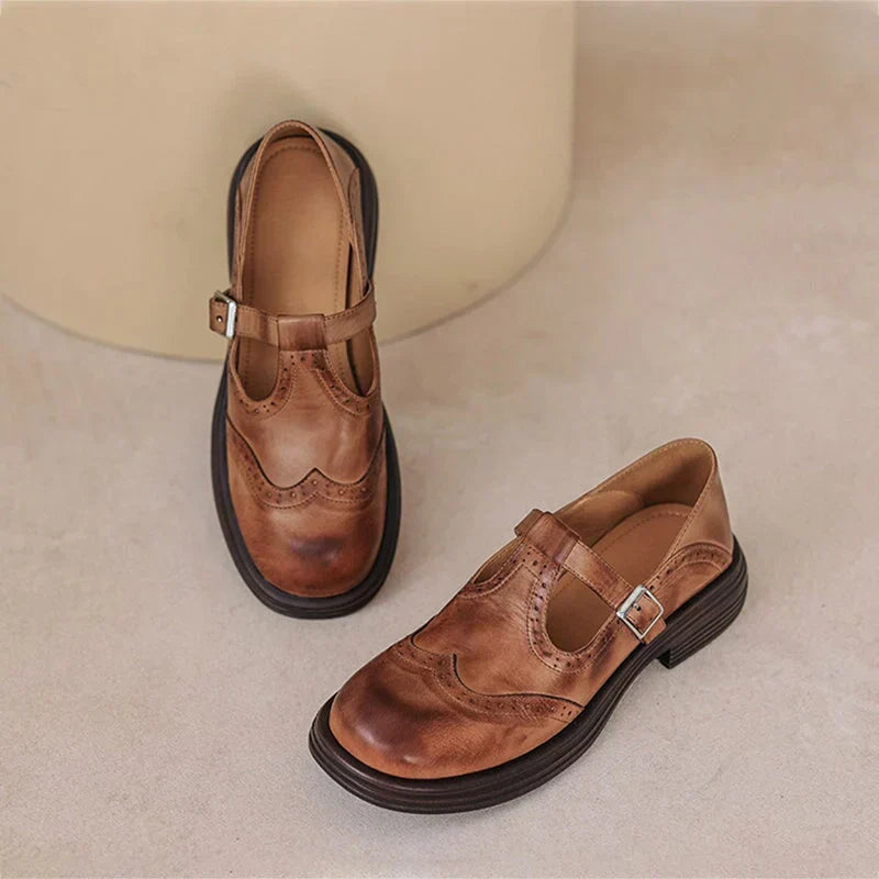 Belén - Zapato Mary Jane de piel con hebilla